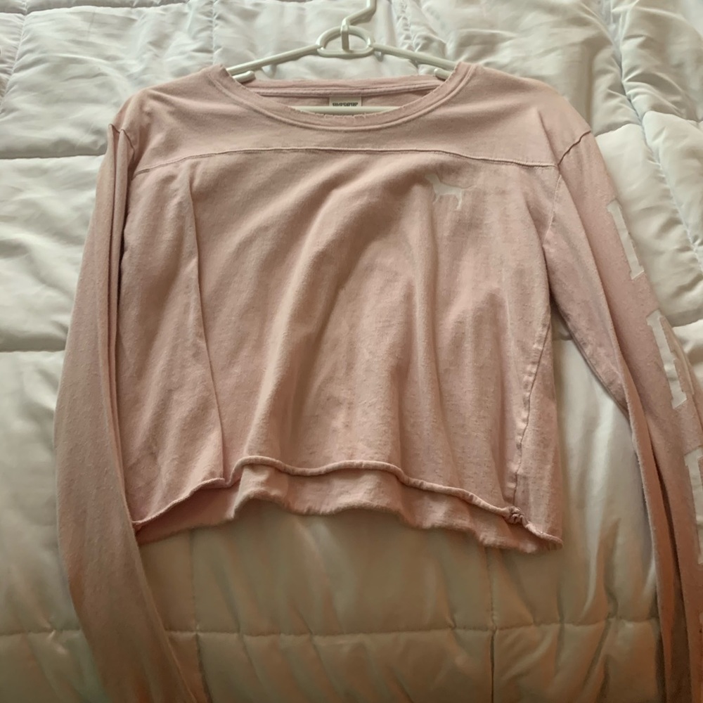 pink long sleeve crop top